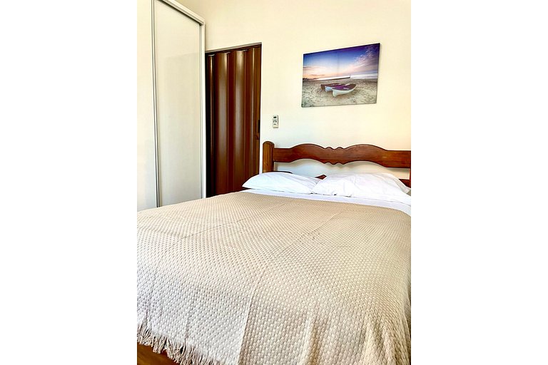 TIR19 #711 - Apartamento Vista Lateral ao Mar
