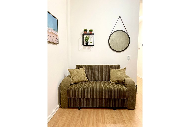 Side Sea View - TIR19 #711