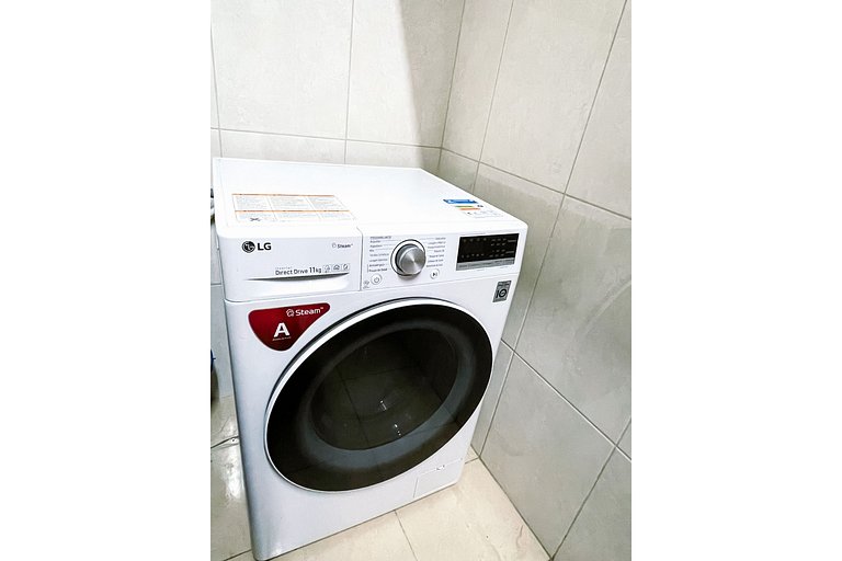 Garage - Washer and dryer - Full apartment - #803