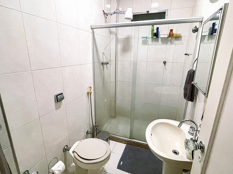 Garage - Washer and dryer - Full apartment - #803