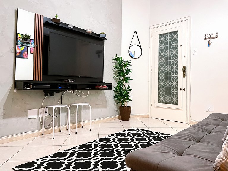 TIR285 #803 Ar Sala e Quarto / Garagem / Lavadora
