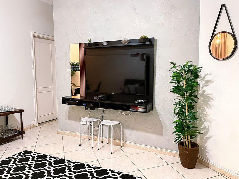 TIR285 #803 Ar Sala e Quarto / Garagem / Lavadora