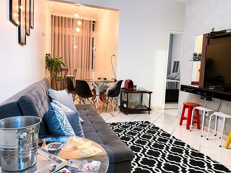 Garage - Washer and dryer - Full apartment - #803