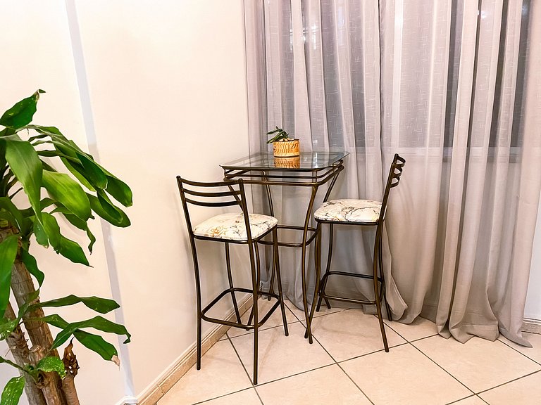 Garage - Washer and dryer - Full apartment - #803