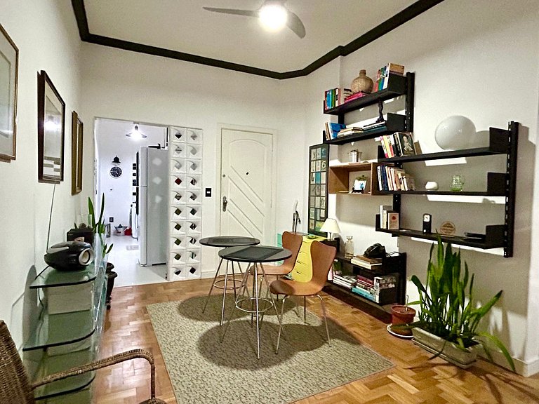 TIR12 #304 - Lindo Sala e Quarto em Ipanema