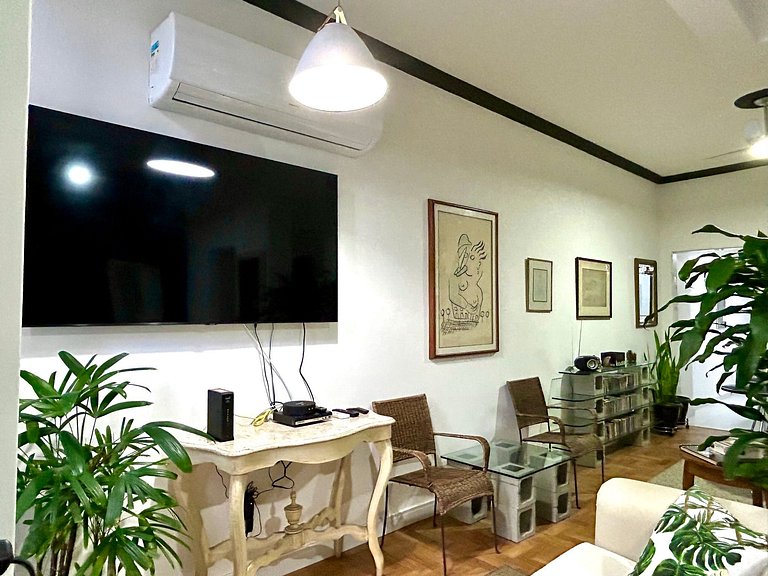 TIR12 #304 - Lindo Sala e Quarto em Ipanema
