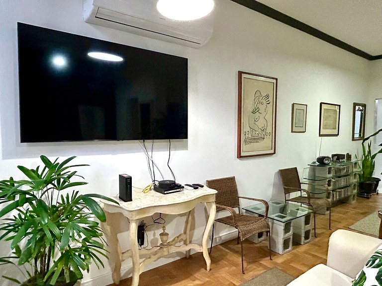 TIR12 #304 - Lindo Sala e Quarto em Ipanema