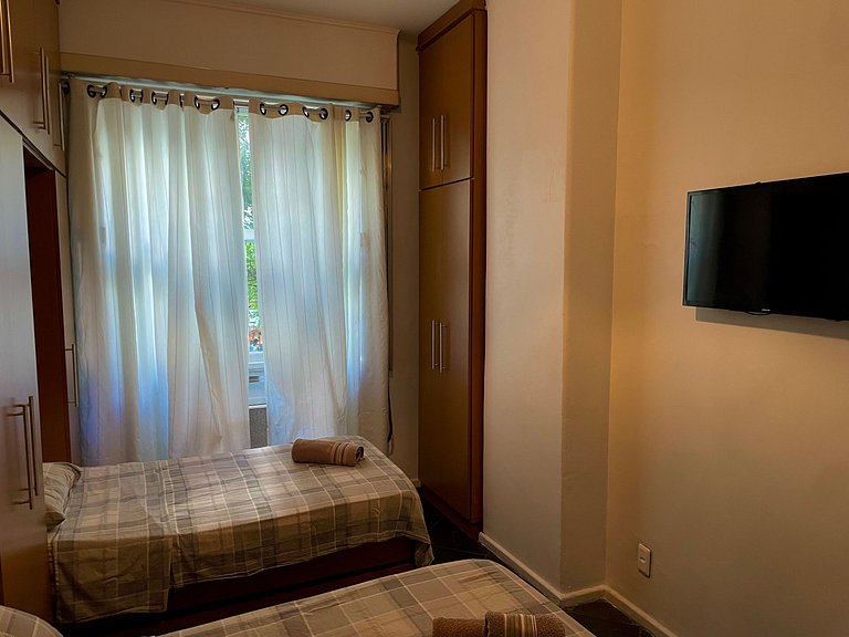 TIR15 #206 - Apartamento Quarto e Sala Próximo ao Mar com Má