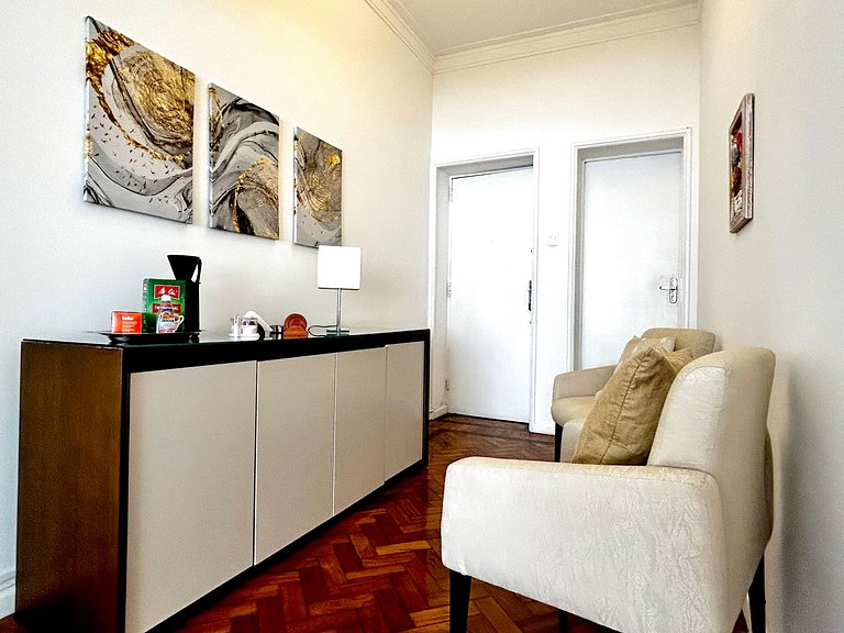 Atlantic Avenue, 2 bedrooms, Air Conditioning