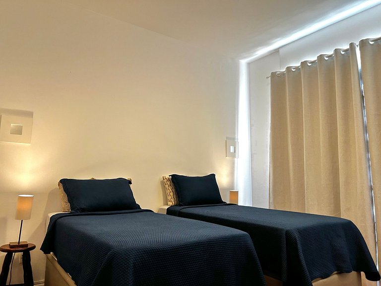 Atlantic Avenue, 2 bedrooms, Air Conditioning