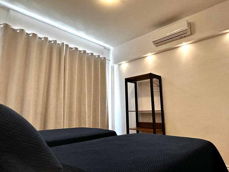 Atlantic Avenue, 2 bedrooms, Air Conditioning