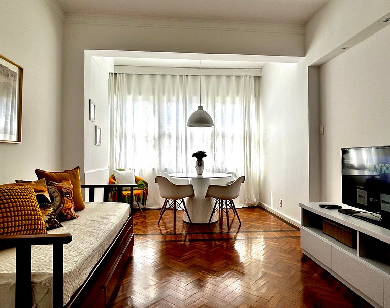 Atlantic Avenue, 2 bedrooms, Air Conditioning