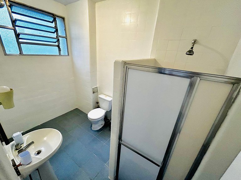 Atlantic Avenue, 2 bedrooms, Air Conditioning