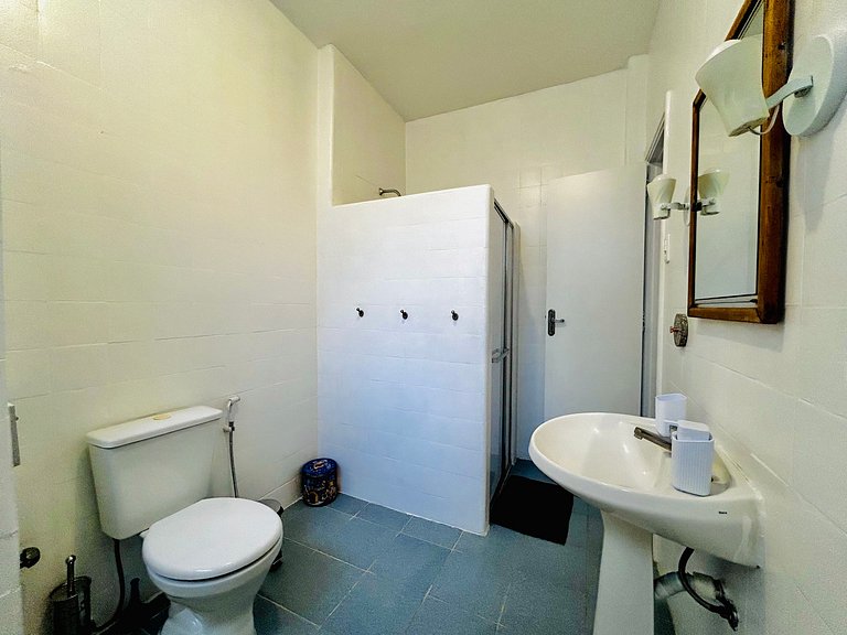 Atlantic Avenue, 2 bedrooms, Air Conditioning