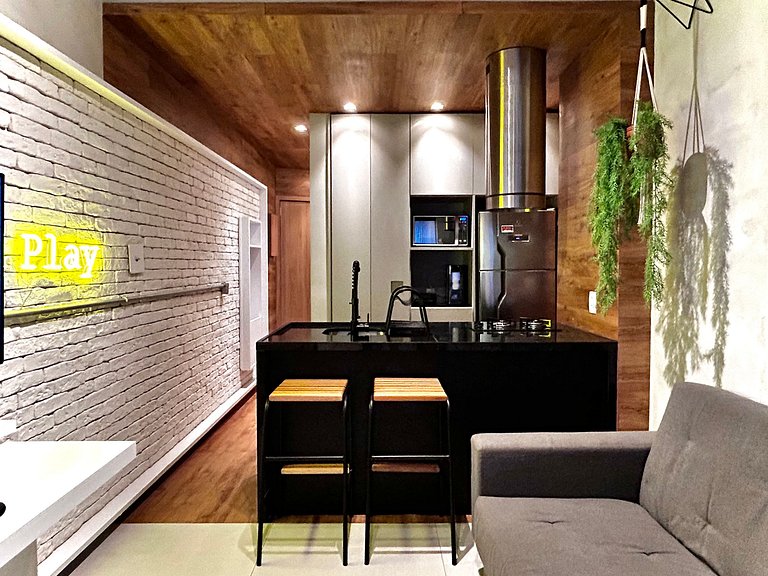 TIR32 #115- Soundproof window - Near the beach 50m