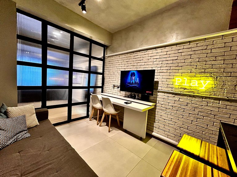 TIR32 #115- Soundproof window - Near the beach 50m