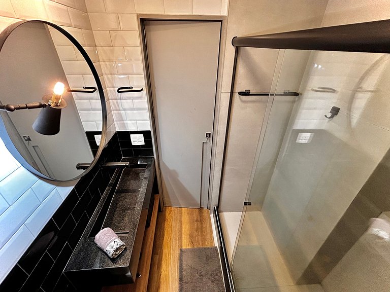 TIR32 #115- Soundproof window - Near the beach 50m