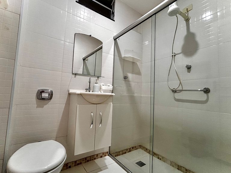 TIR33 #904 - Av. Atântica - Posto 5 - Fundos