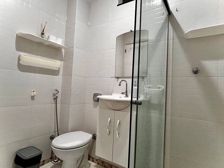 TIR33 #904 - Av. Atântica - Posto 5 - Fundos