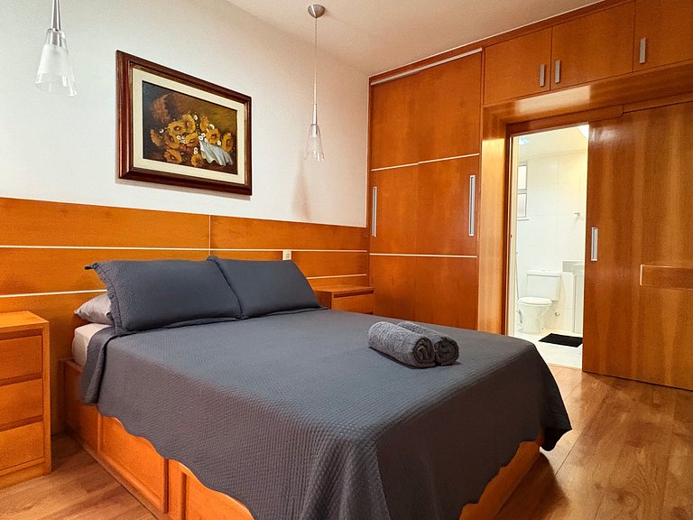 TIR07 #601 - 2 quartos c/ 1 suite e 2 garagens