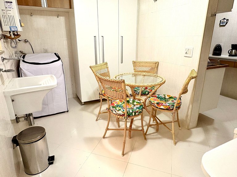 TIR07 #601 - 2 quartos c/ 1 suite e 2 garagens