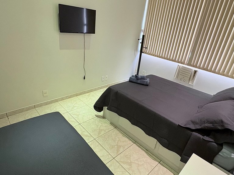 TIR34 #602 - 3qts - garagem - 3 min. praia (150m)