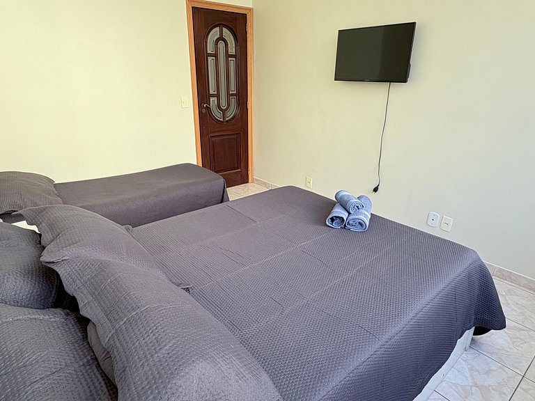 TIR34 #602 - 3qts - garagem - 3 min. praia (150m)