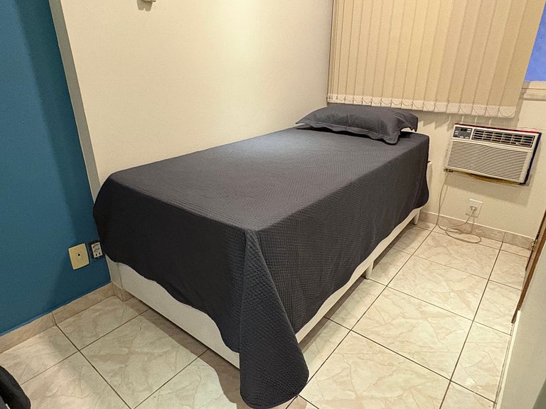 TIR34 #602 - 3qts - garagem - 3 min. praia (150m)