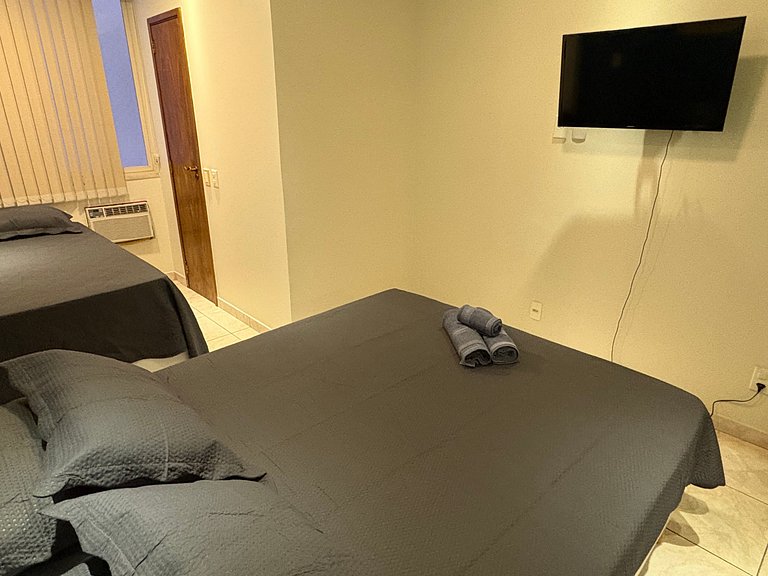 TIR34 #602 - 3qts - garagem - 3 min. praia (150m)