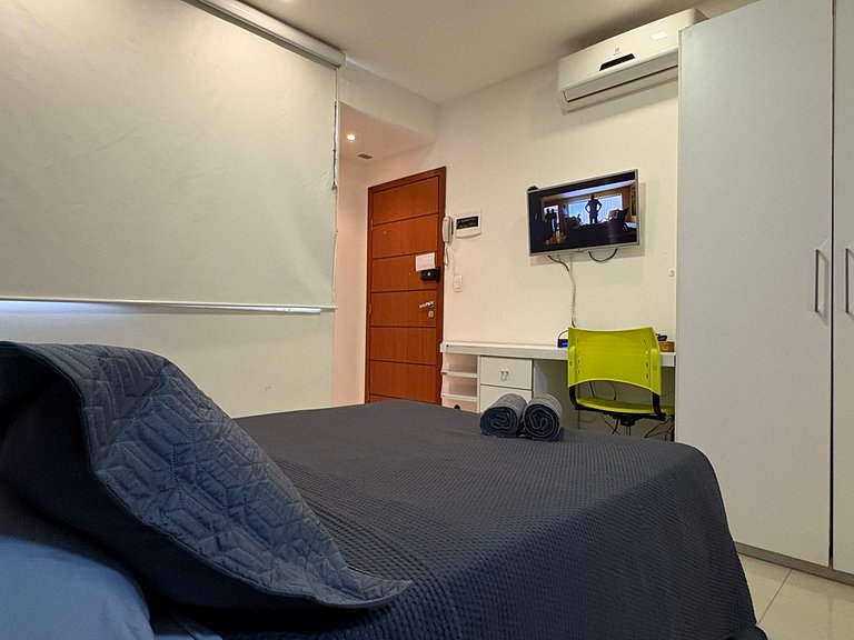 TIR18 #908 - Lindo Studio em Copacabana