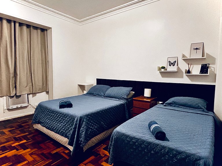 TIR08 #1003 - 50mts da praia, Rua Paula Freitas!