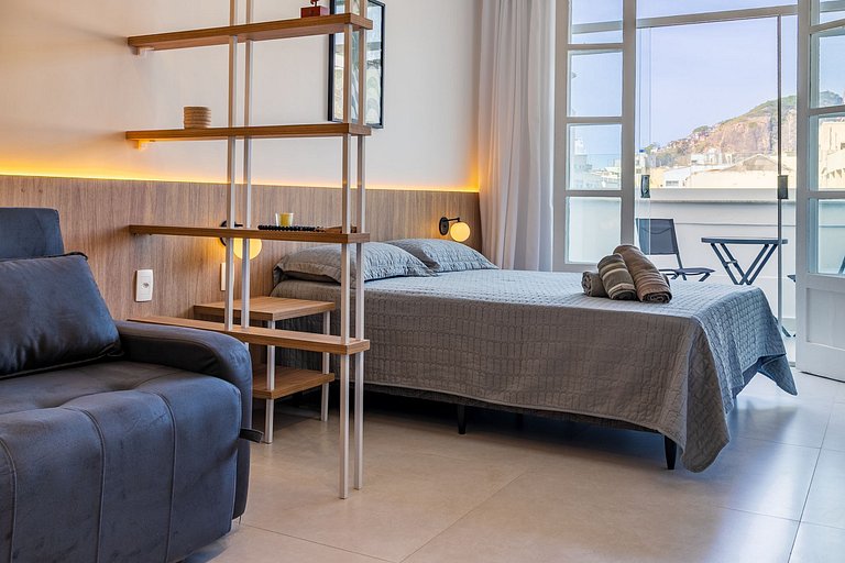 TIR36 #1104- Varanda c/ Vista Cristo e Lateral Mar