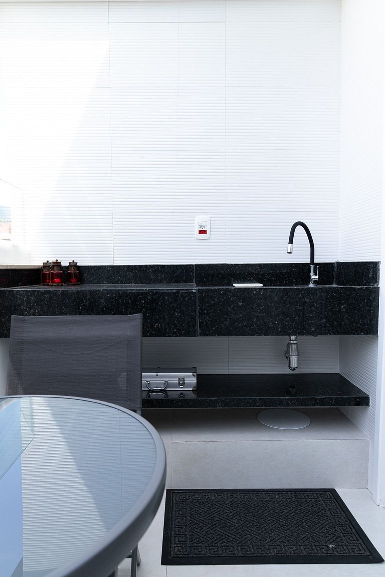 TIR36 #1104- Varanda c/ Vista Cristo e Lateral Mar