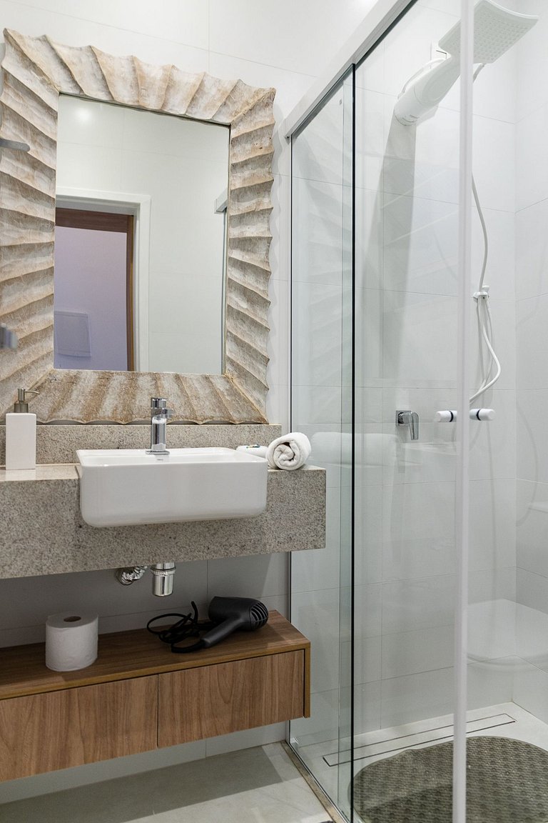 TIR36 #1104- Varanda c/ Vista Cristo e Lateral Mar