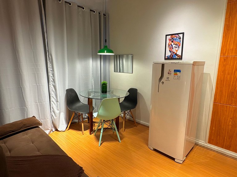 TIR37 #904 - Side View of the Beach