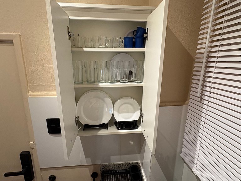 TIR37 #904 - Side View of the Beach