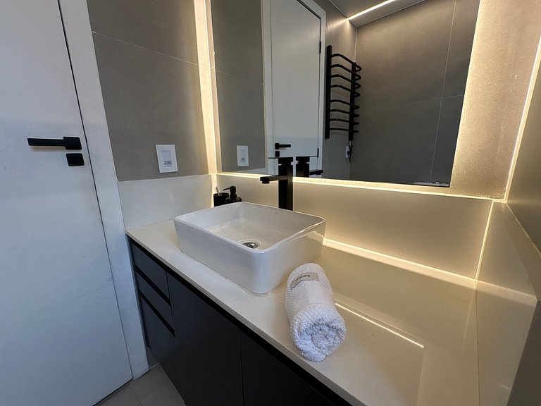 Ao lado Hospital Copa D'Or c/ garagem- TIR39 #706