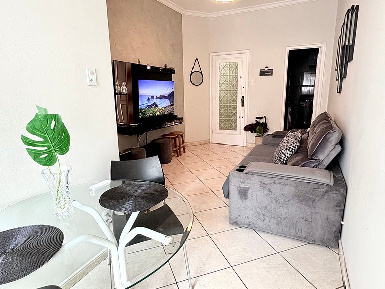 Garage - Washer and dryer - Full apartment - #803