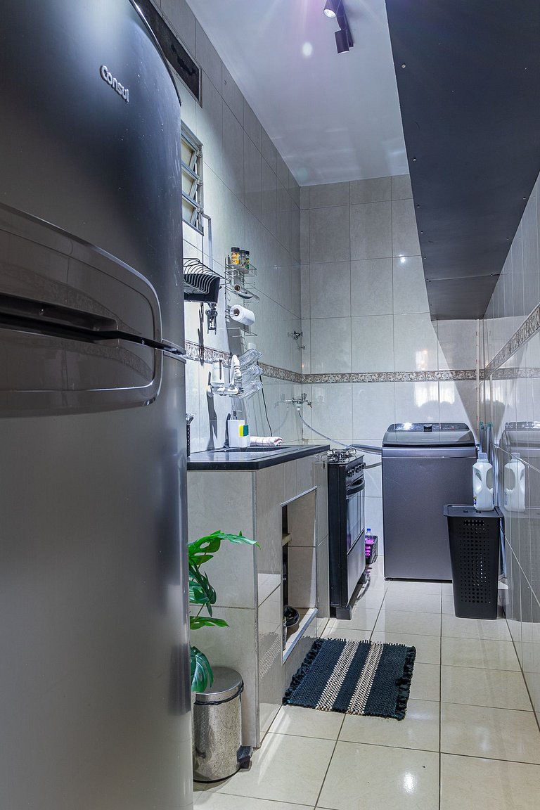 Garage - Washer and dryer - Full apartment - #803