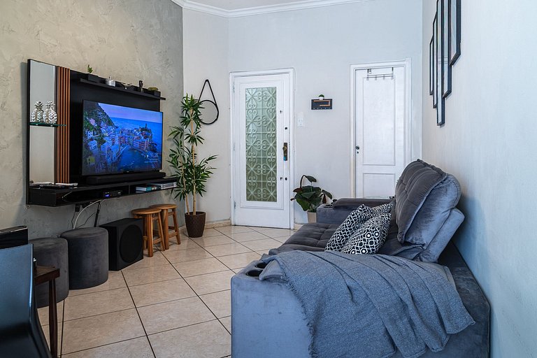Garage - Washer and dryer - Full apartment - #803